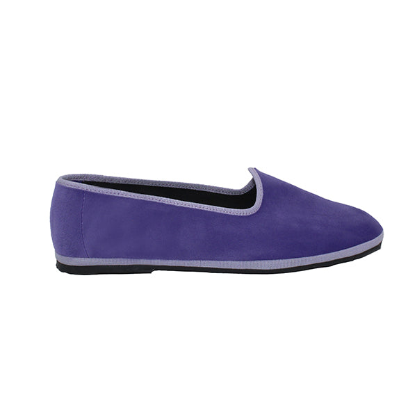 Traditioneller Friaulischer Flachschuh Lila
